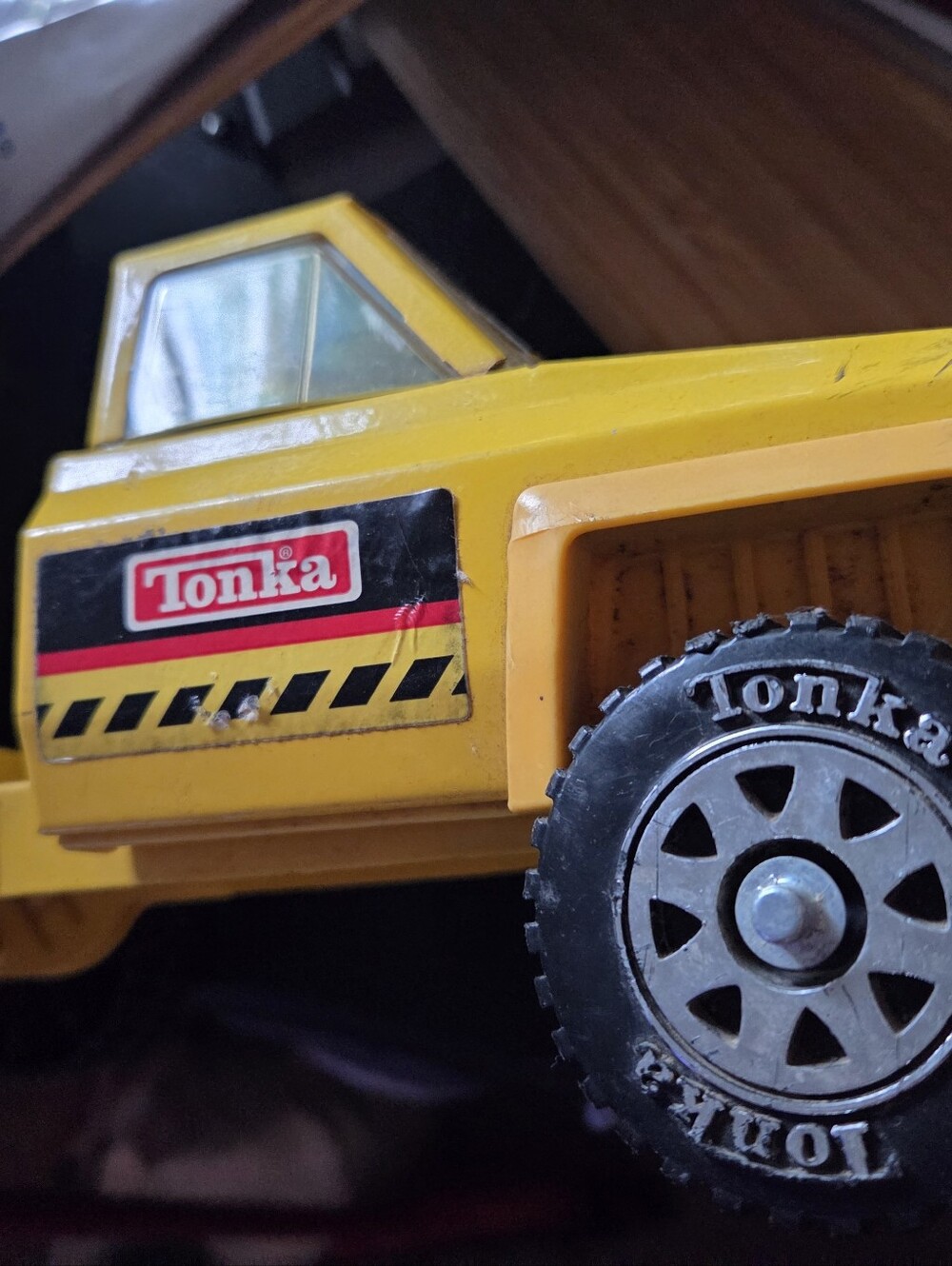 1983 Tonka Trax 51070 Metal Yellow and Black Chevrolet Dump Truck